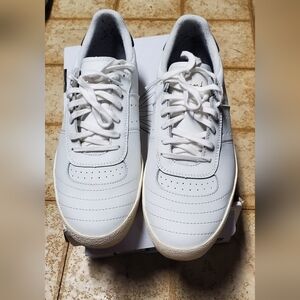 Diamond Supply Co. Men's shoe 9.5 white